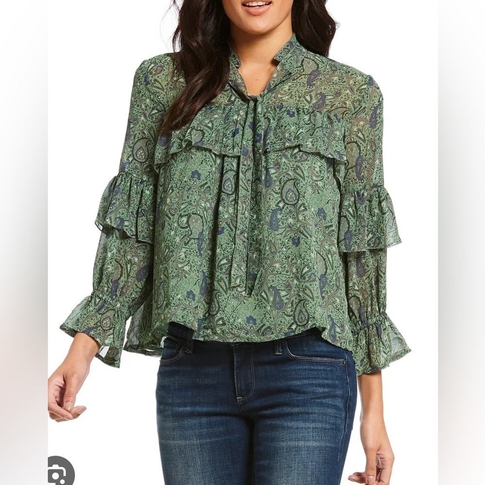 Lucky Brand ruffled blouse size XS
